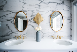 A double mirror bathroom vanity